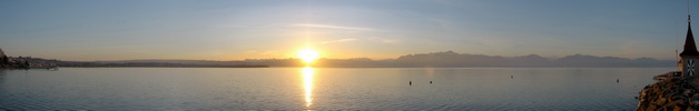 Lever de soleil sur le lac Léman